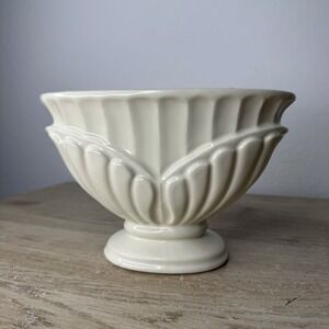Haeger Cream Oval Footed Ceramic Petal Planter Art Nouveau Creamware Vintage